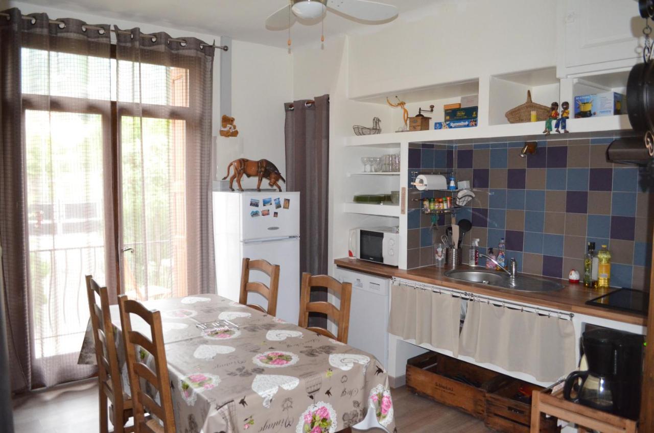 Gite 3 Etoiles Chez Nath Et Tony Taurinya Exteriör bild